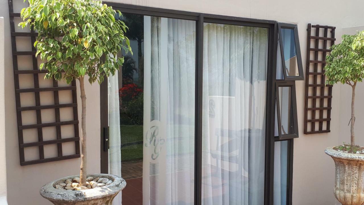 Rosegarden Guesthouse Pongola Kültér fotó